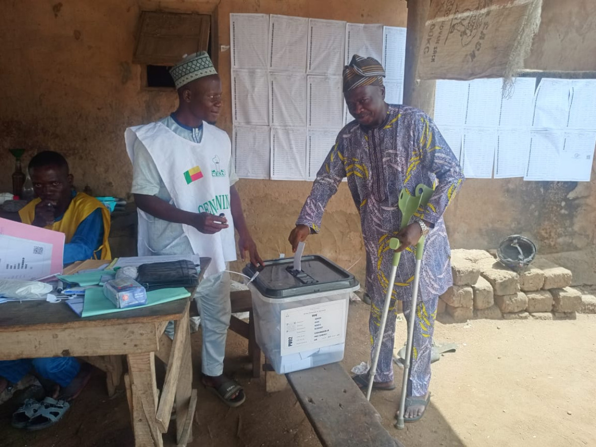 Présidentielle de 2026: Mohamadou Moussa a accompli son devoir civique à Kandi
