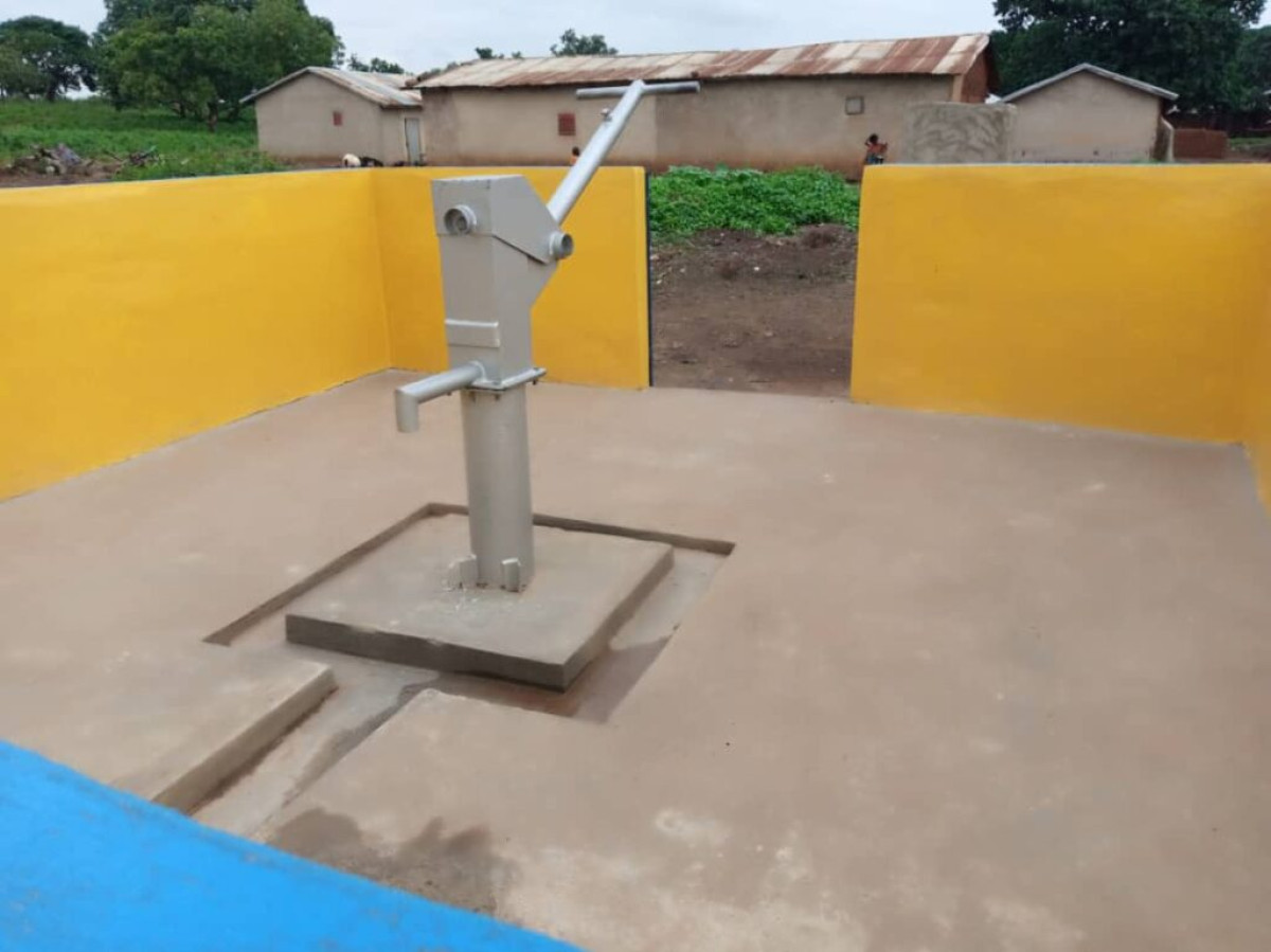 GRACE A LA FONDATION STEVE MOUNIE ET L’ASSOCIATION MJ POUR L’ENFANCE : Le village d’Ourarou à Pèrèrè, doté d’un forage