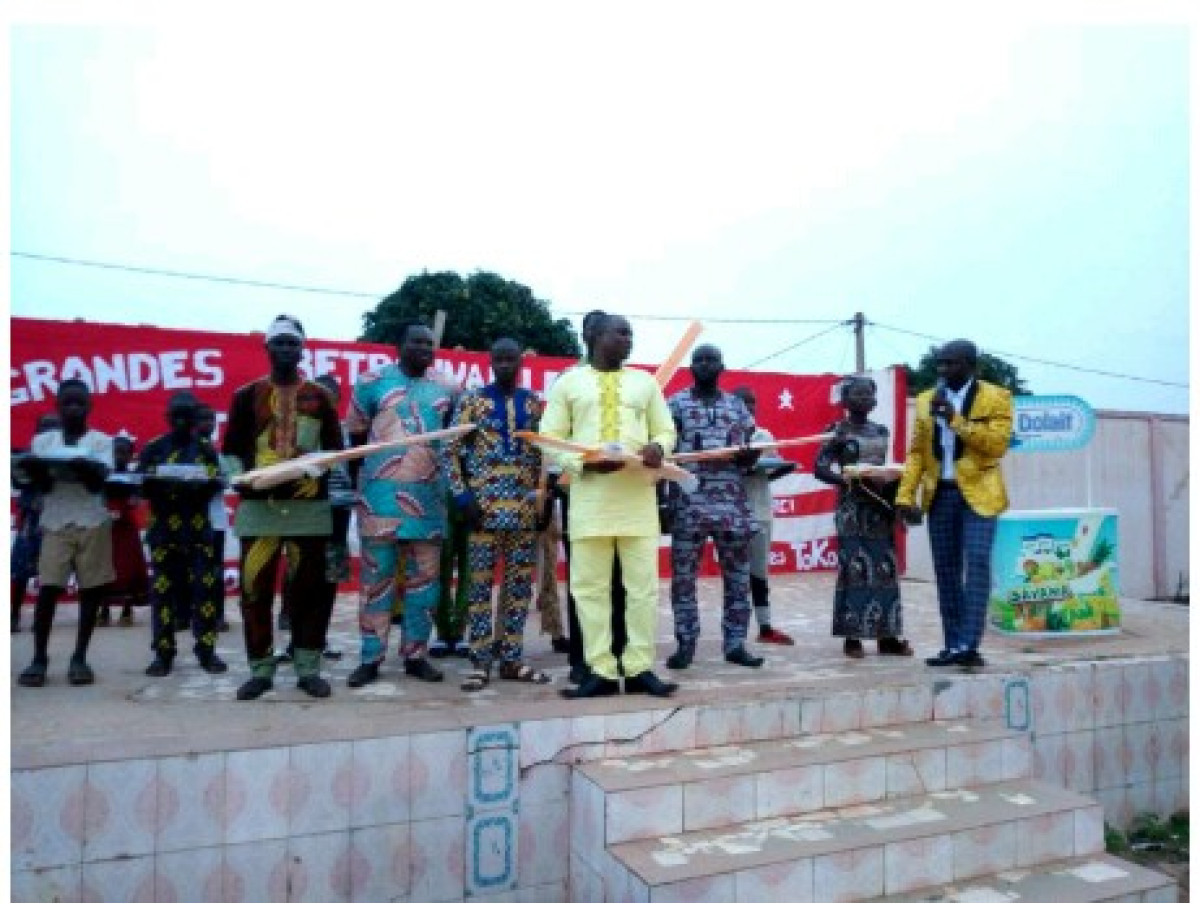 2ÈME ÉDITION DES GRANDES RETROUVAILLES DE LA JEUNESSE DU TROISIÈME ARRONDISSEMENT DE PARAKOU : Moustapha Orou Gankou promeut l’excellence et la culture