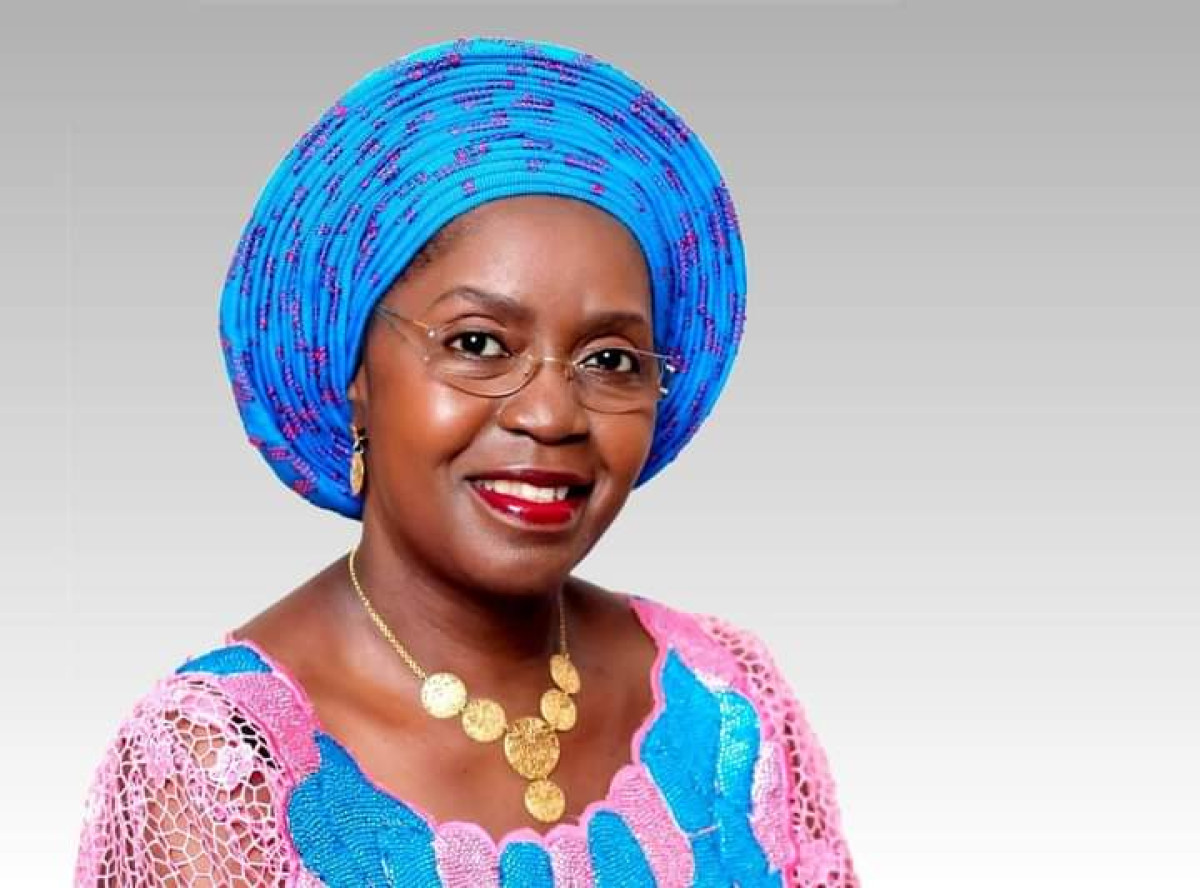DON DE KITS SCOLAIRES AUX ECOLIERS DE LA 8È CIRCONSCRIPTION ELECTORALE : Le geste d’amour de l’He Mariama Baba Moussa .Plus de 150 ménages impactés