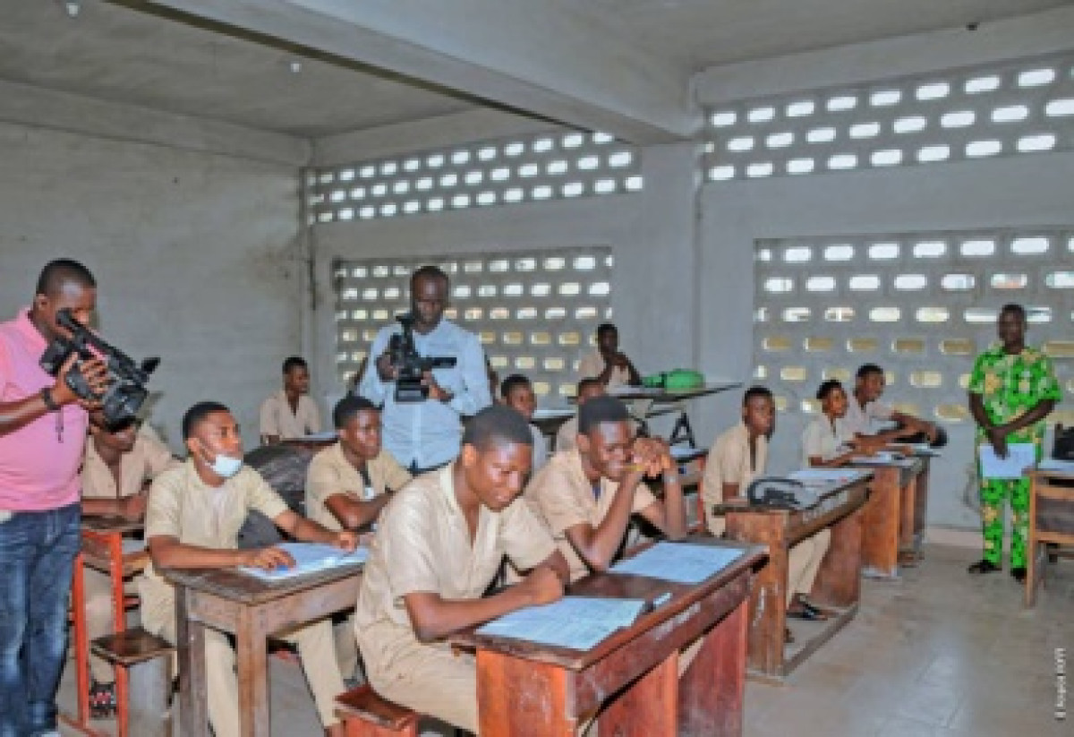 COTONOU/PRÉPARATION DES EXAMENS DE FIN D’ANNÉE : Luc Atrokpo réédite l’exploit des Td gratuits . Les communes du septentrion devraient aller à son école
