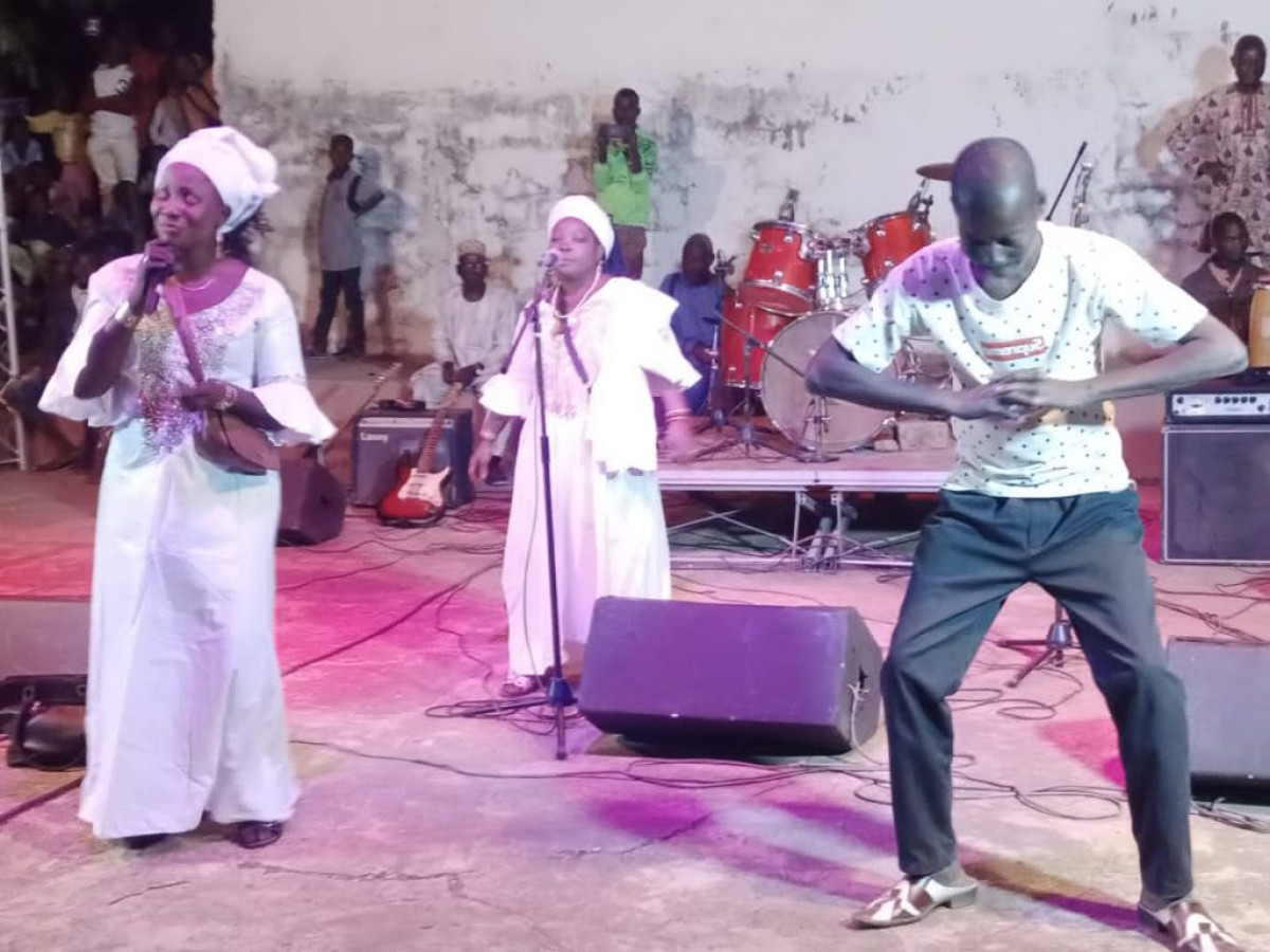 FOIRE INTERNATIONALE DE PARAKOU : L’orchestre de Gamia donne le top des concerts