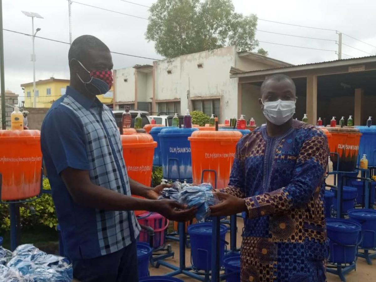 LUTTE CONTRE LE CORONAVIRUS DANS LE BORGOU-ALIBORI : Le Pageda de Sia N’son appuie les centres d’alphabétisation