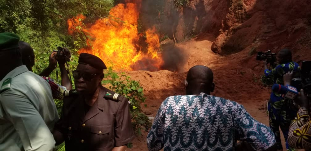 CONSÉQUENCES DE LA FERMETURE DES FRONTIÈRES ENTRE LE BÉNIN ET LE NIGERIA : Plusieurs sacs de riz incinérés à Ifangni