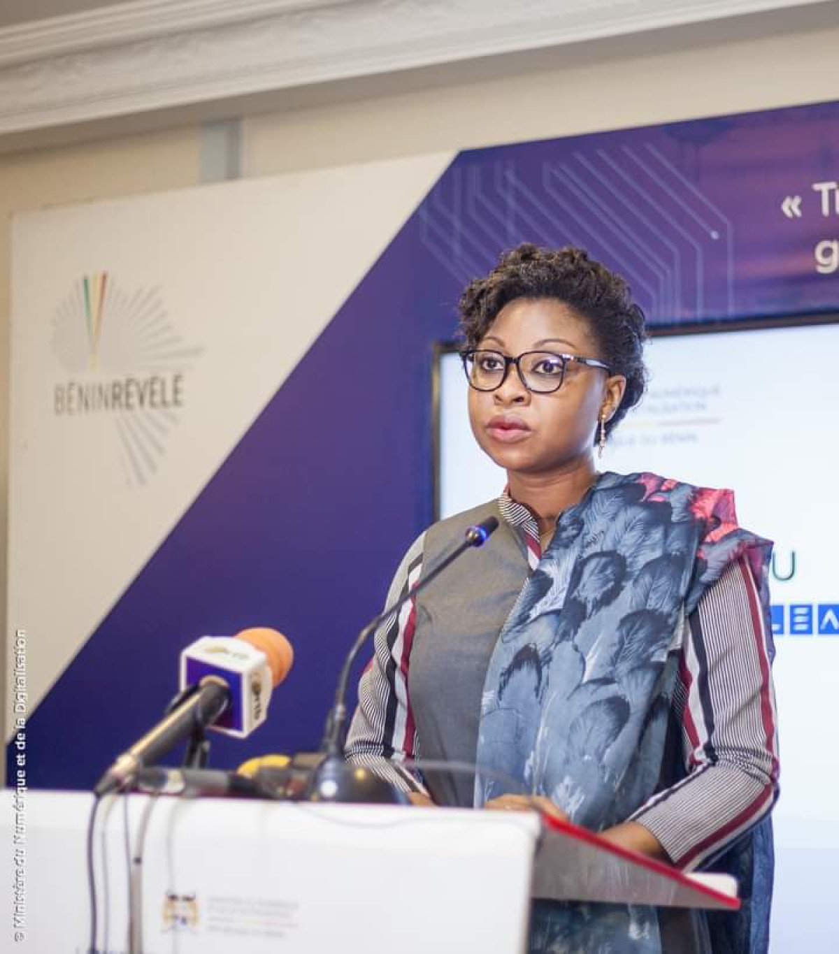 CAMPAGNE ALERTE SEXTORSION AU BENIN : Aurélie Adam Soulé appelle à la vigilance