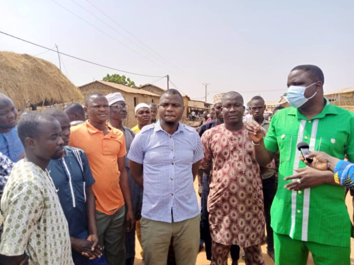 CONSTRUCTION D’UN PONT SUR L’AXE DAAGOUROU A SOMPEREKOU : Le maire Sarako Tamou remet le site