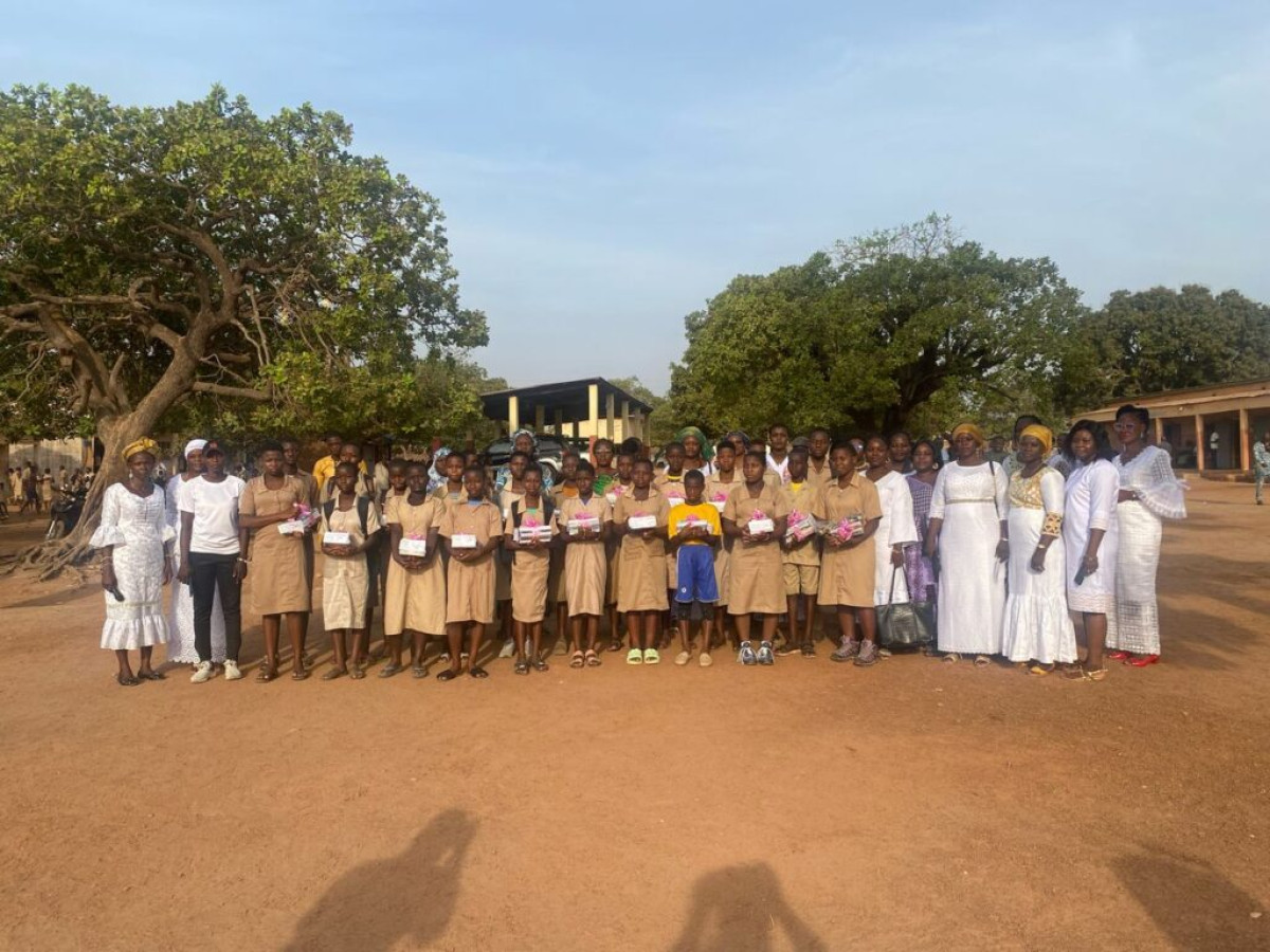 Promotion de l&rsquo;éducation scolaire des filles au ceg titirou: les meilleures apprenantes distinguées 