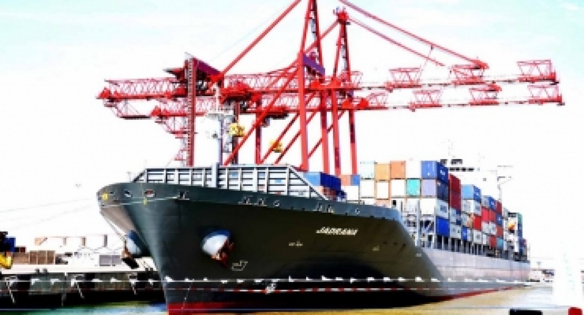 SUITE A L’ATTAQUE D’UN NAVIRE AU PORT DE COTONOU : Le gouvernement s’engage à renforcer la sécurité sur les côtes maritimes