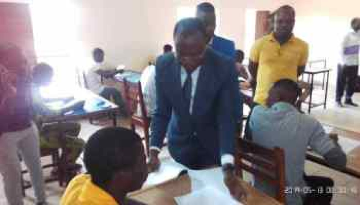 ESPERANT LA NOTIFICATION DES MINISTERES DE TUTELLE POUR LA SECONDE PHASE DU CONCOURS DES ASPIRANTS AU MÉTIER D’ENSEIGNANT, La Ddemp et la Ddestfp du Borgou reçoivent les dossiers