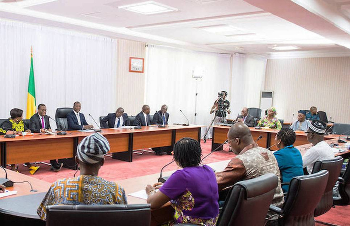 BÉNIN/ RENCONTRE SYNDICATS-GOUVERNEMENT : Vers le passage du Smig de 40 000F à 52 000F