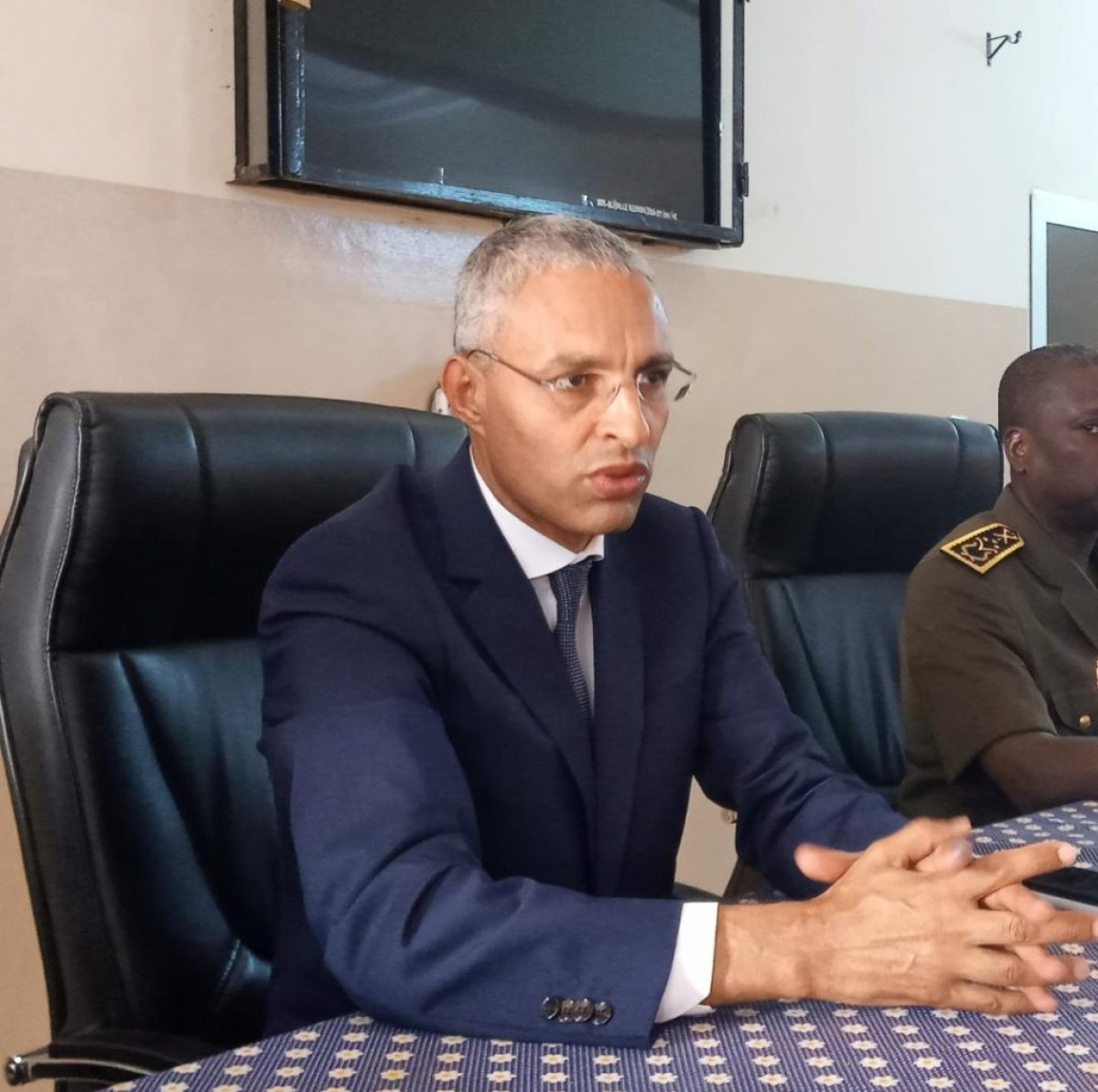 DÉPARTEMENT DE L’ALIBORI: Le DG Omar Nahli présente les offres actions de Moov Bénin aux membres de la Cad