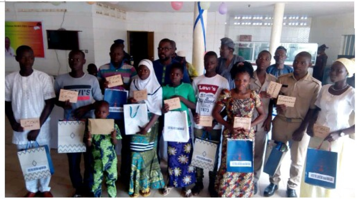PROMOTION DE L’EXCELLENCE DANS LES COMMUNES DE KALALE SINENDE, NIKKI ET BEMBEREKE : Dr Ismaël Mama Sika prime les meilleurs élèves