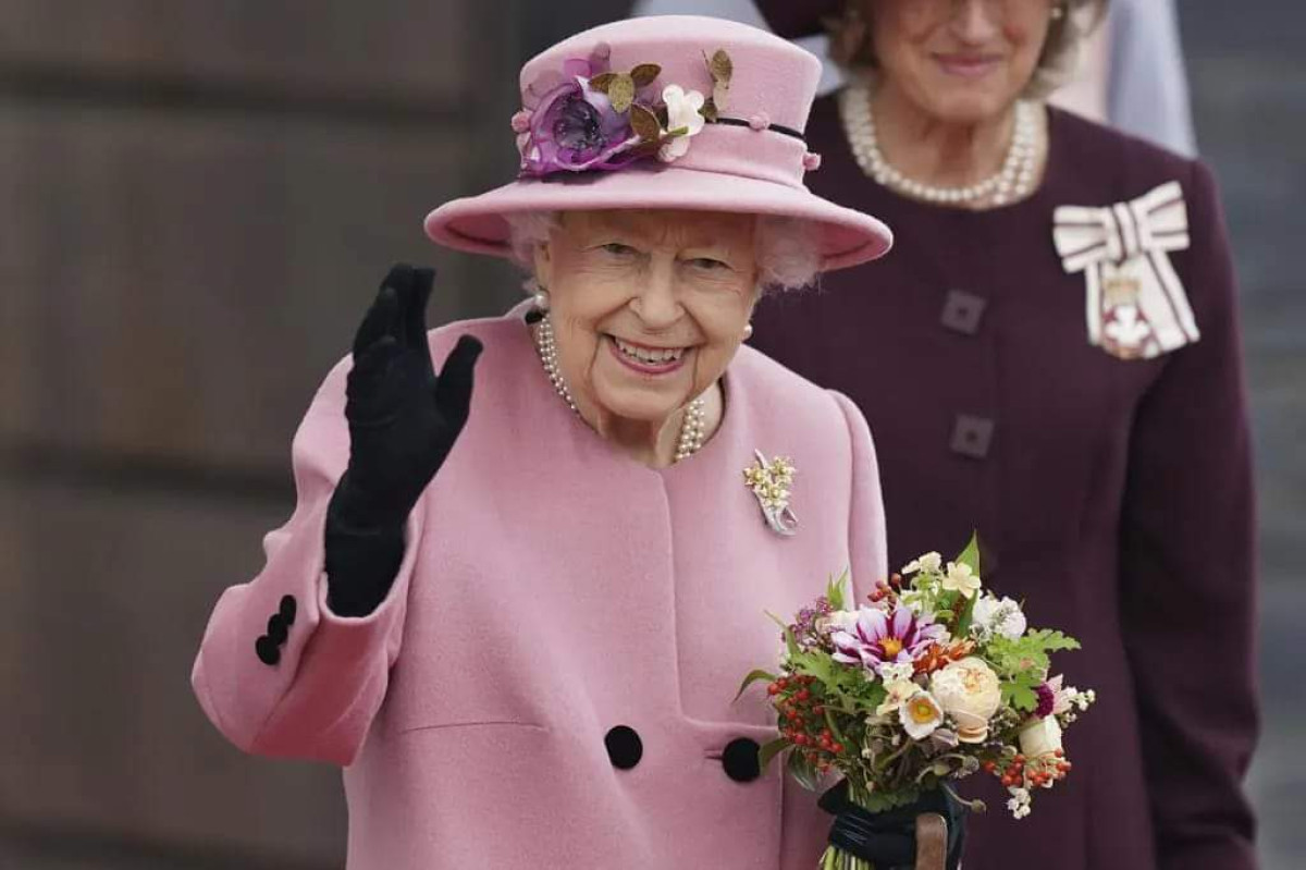 DÉCÈS D’ÉLISABETH II CE JOUR : Ce que Patrice Talon pense de la Reine d’Angleterre