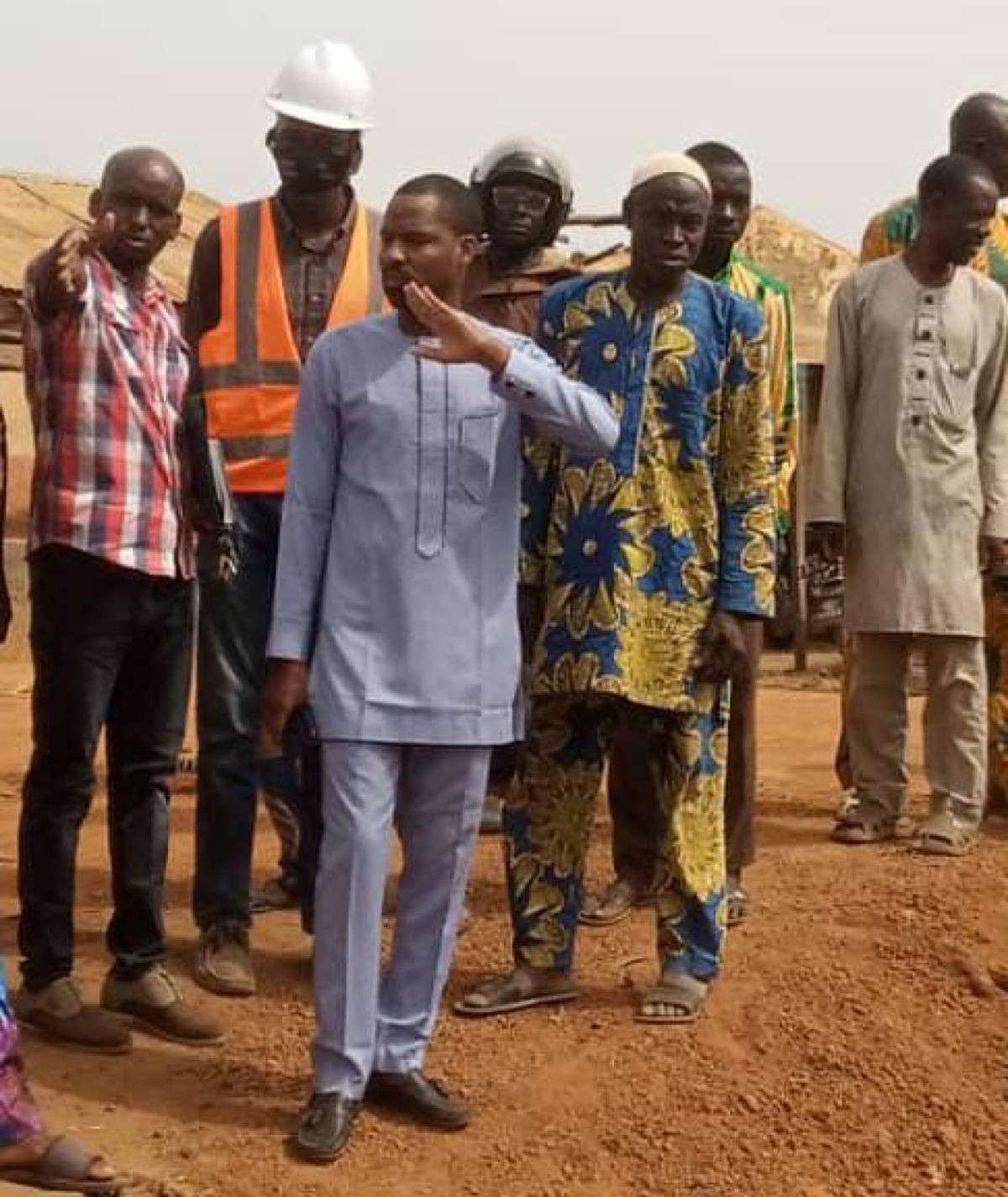 AMENAGEMENT DE L&rsquo;AXE GOGOUNOU-BAGOU : Le maire Seydou Tidjani apprécie l&rsquo;évolution des travaux