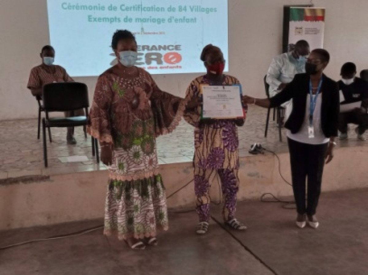 CAMPAGNE “TOLERANCE ZERO” AU MARIAGE DES ENFANTS DANS LE BORGOU-ALIBORI : L’Unicef décerne des attestations de mérite à 85 villages modèles