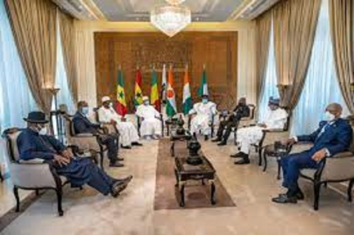 AFRIQUE : La Cedeao lève ses sanctions contre le Mali, mais exige une chose