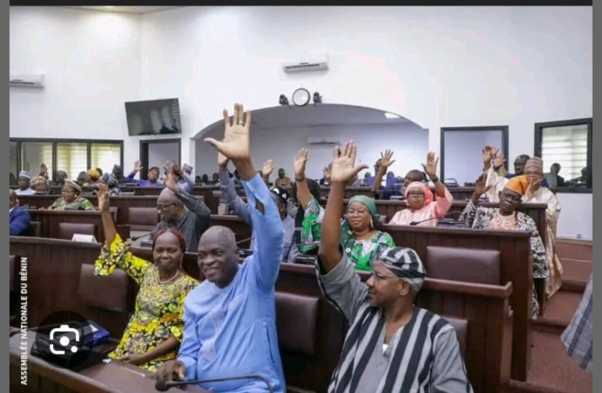 Bénin: le gouvernement obtient l’aval du parlement sans l’opposition
