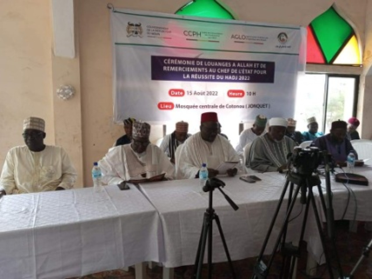 BÉNIN/RÉUSSITE DU HADJ 2022 : Le comité d’organisation salue les efforts du président Talon