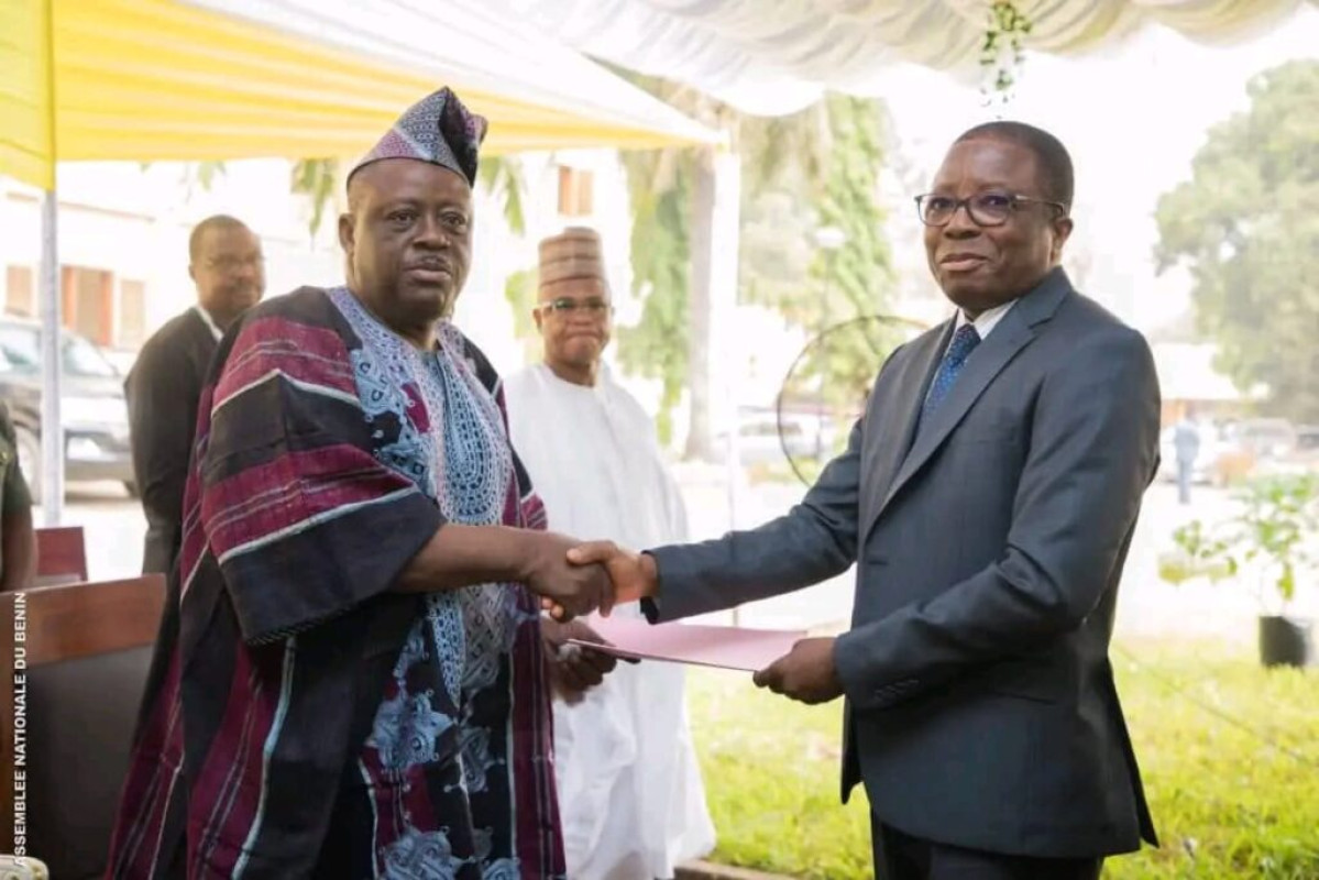 ASSEMBLÉE NATIONALE DU BÉNIN : Louis Vlavonou reçoit les vœux et le soutien du personnel