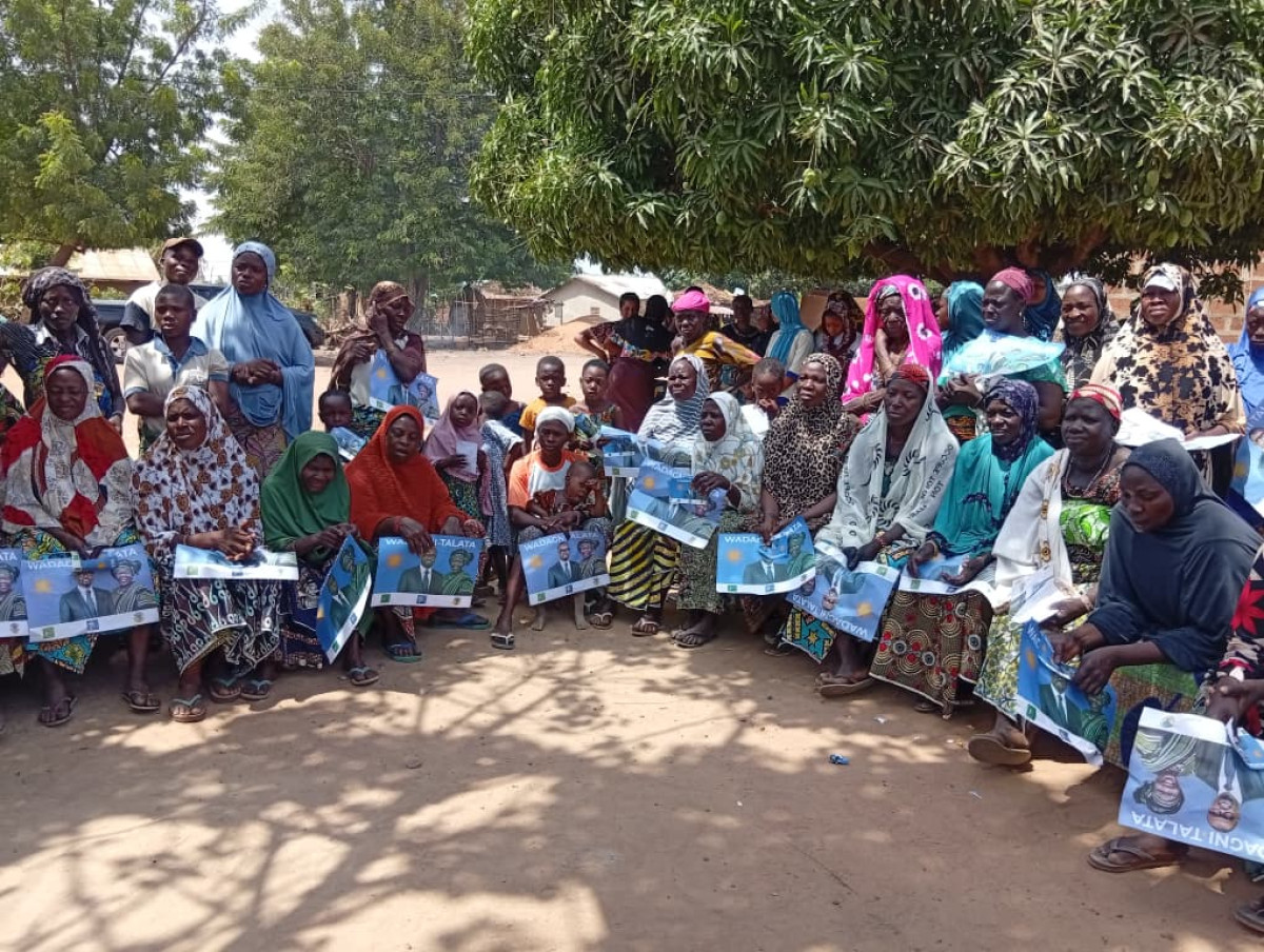 Kalalé/Campagne électorale à Dérassi: les femmes mobilisées autour de Jamillah Kissira Faladé pour le KO du duo Wadagni-Talata