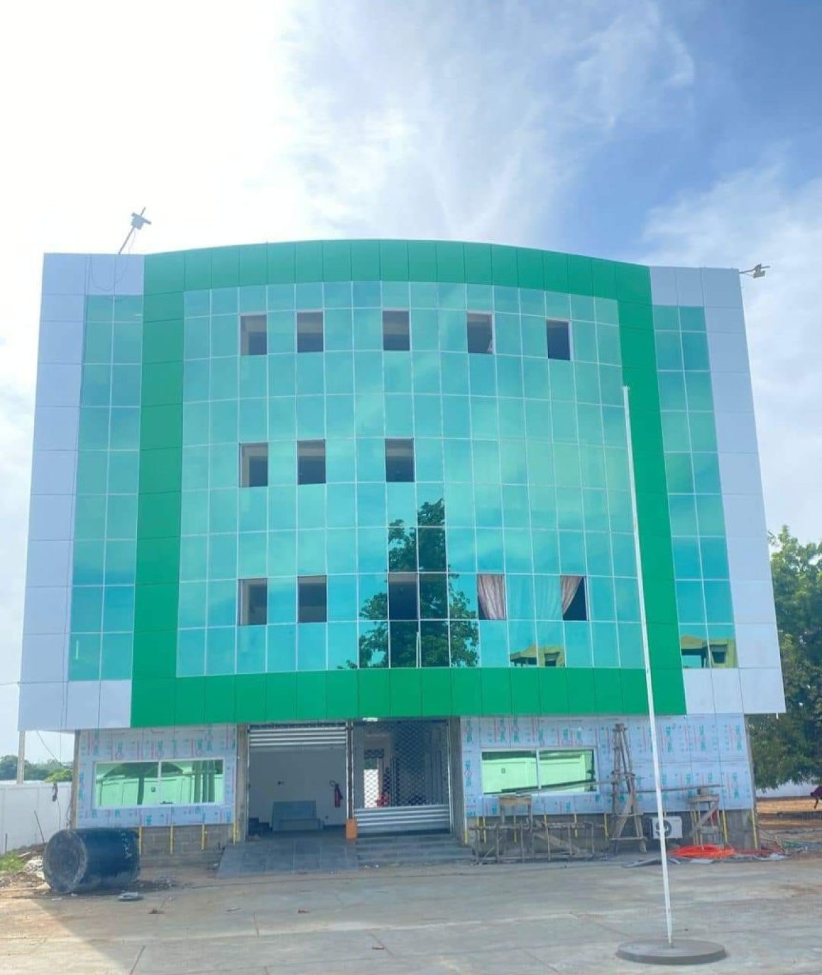 ENSEIGNEMENT SUPÉRIEUR DANS LE DÉPARTEMENT DE L’ALIBORI : Pour former des leaders, Hecm érige un majestueux immeuble à Kandi