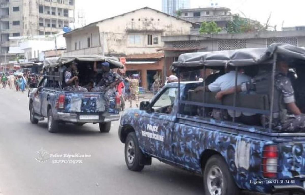 ABOMEY-CALAVI : Vingt-cinq jeunes arrêtés pour cybercriminalité