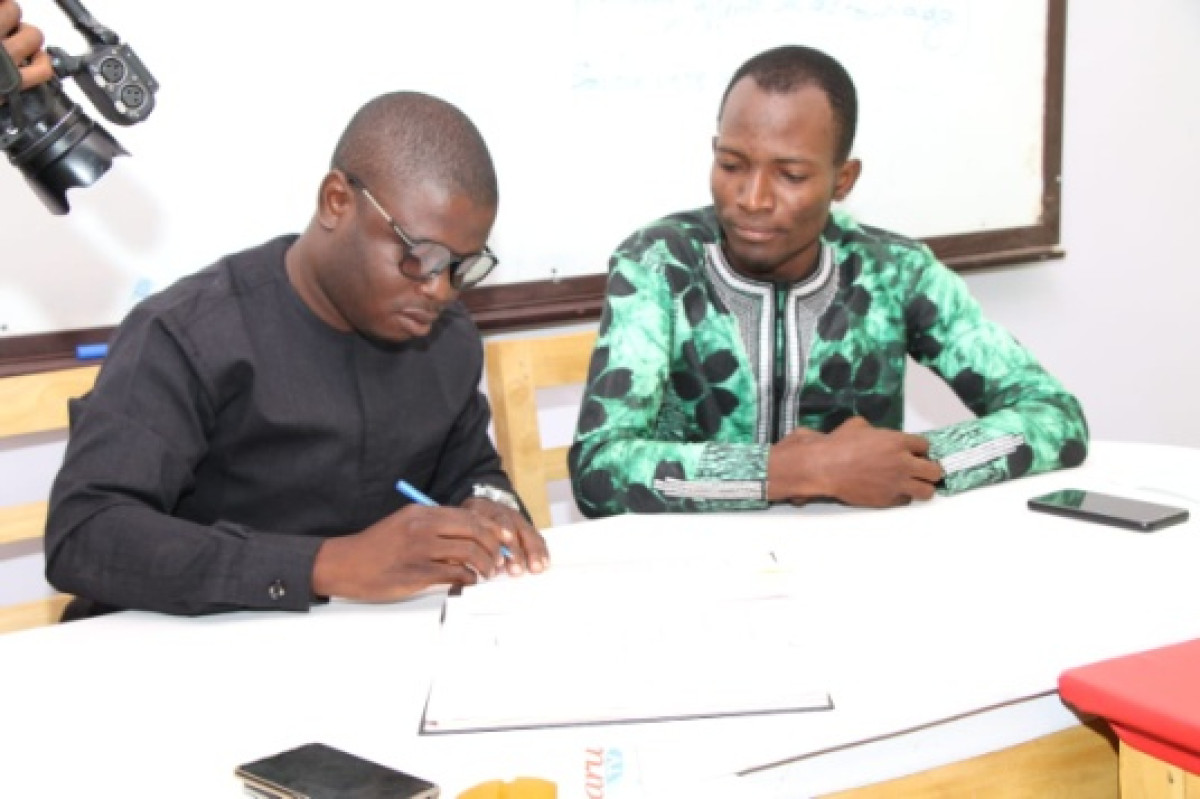 SIGNATURE D’UN ACCORD DE PARTENARIAT ENTRE LA SOCIÉTÉ BOK SARL ET LE CABINET PERFLANG CONSULTING : Les étudiants du Cfoman-Daabaaru seront formés en anglais