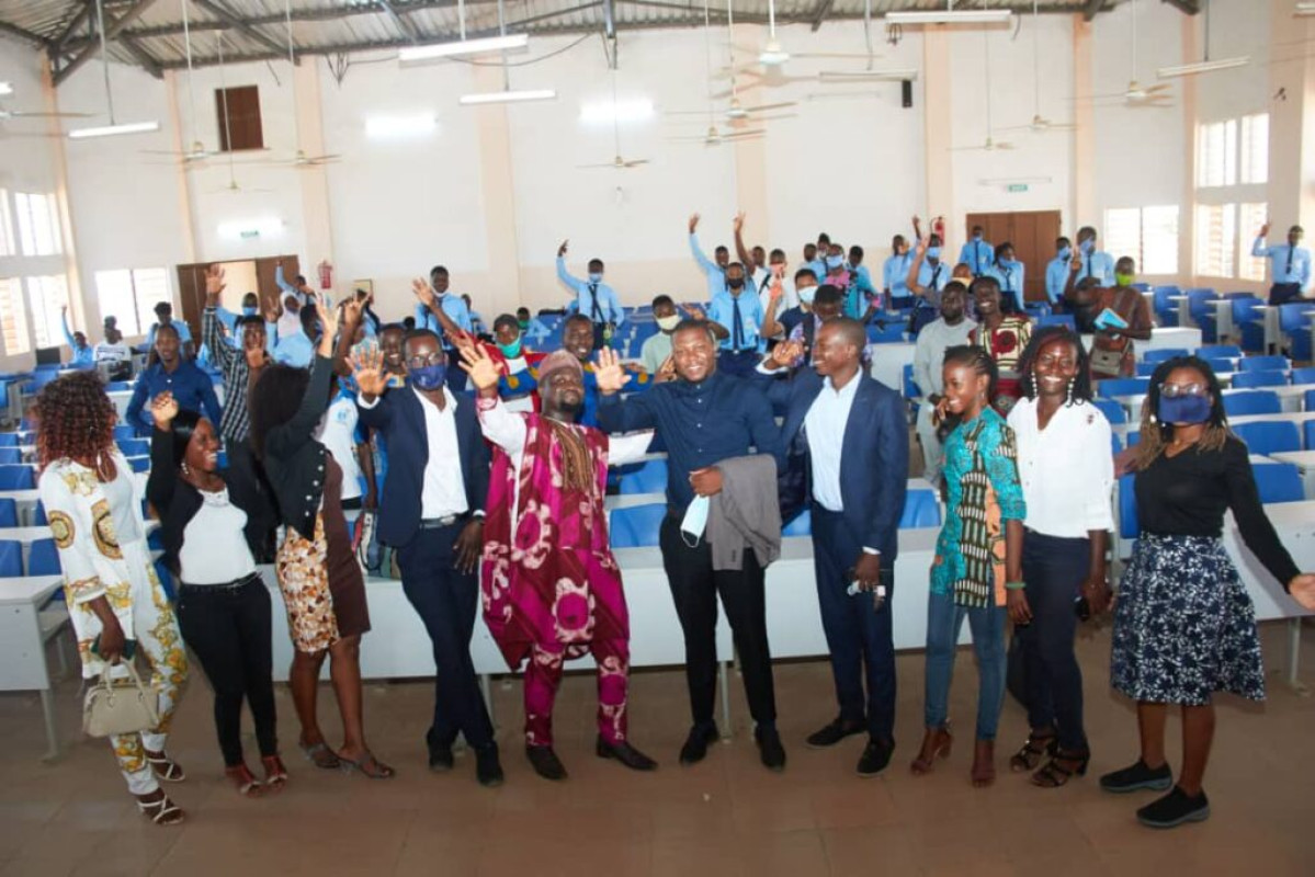 MOTEMA TOUR/ DEVELOPPEMENT DE L’ECONOMIE NUMERIQUE A PARAKOU : Dieudonné Kayembe Kabukala échange avec les acteurs clés
