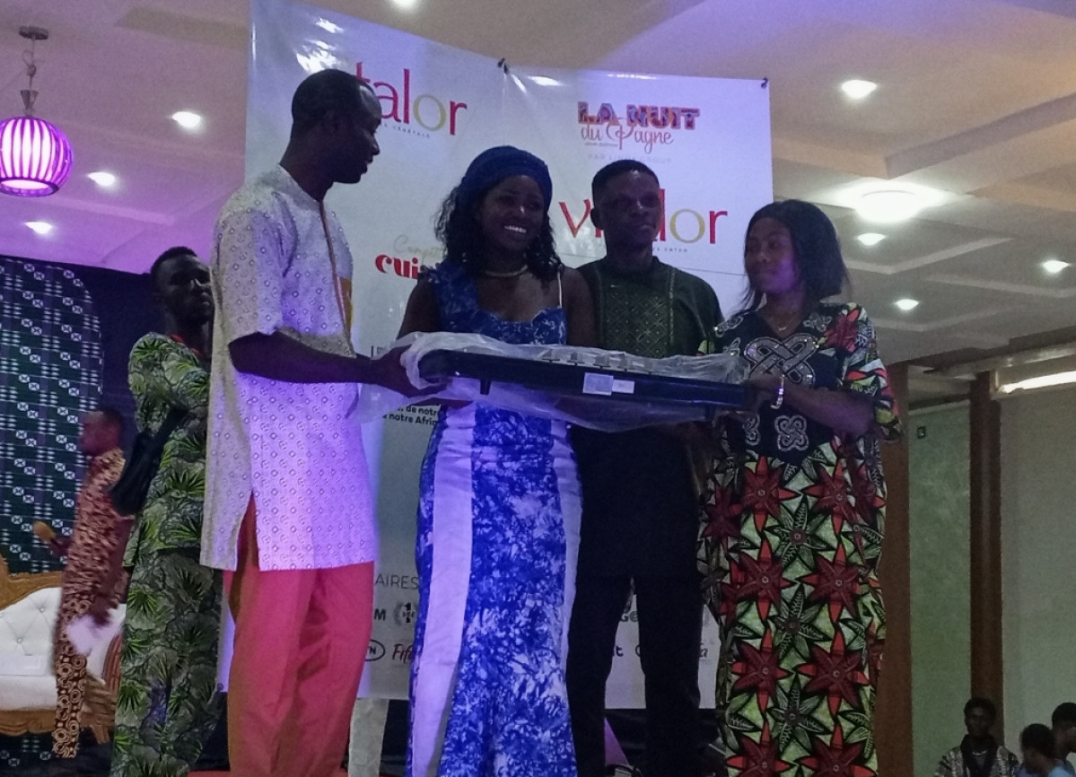 CONCOURS DE CUISINE DANS LE CADRE DE LA NUIT DU PAGNE À PARAKOU : Des mets africains et produits locaux valorisés . Grâce Guidibi, première de la compétition