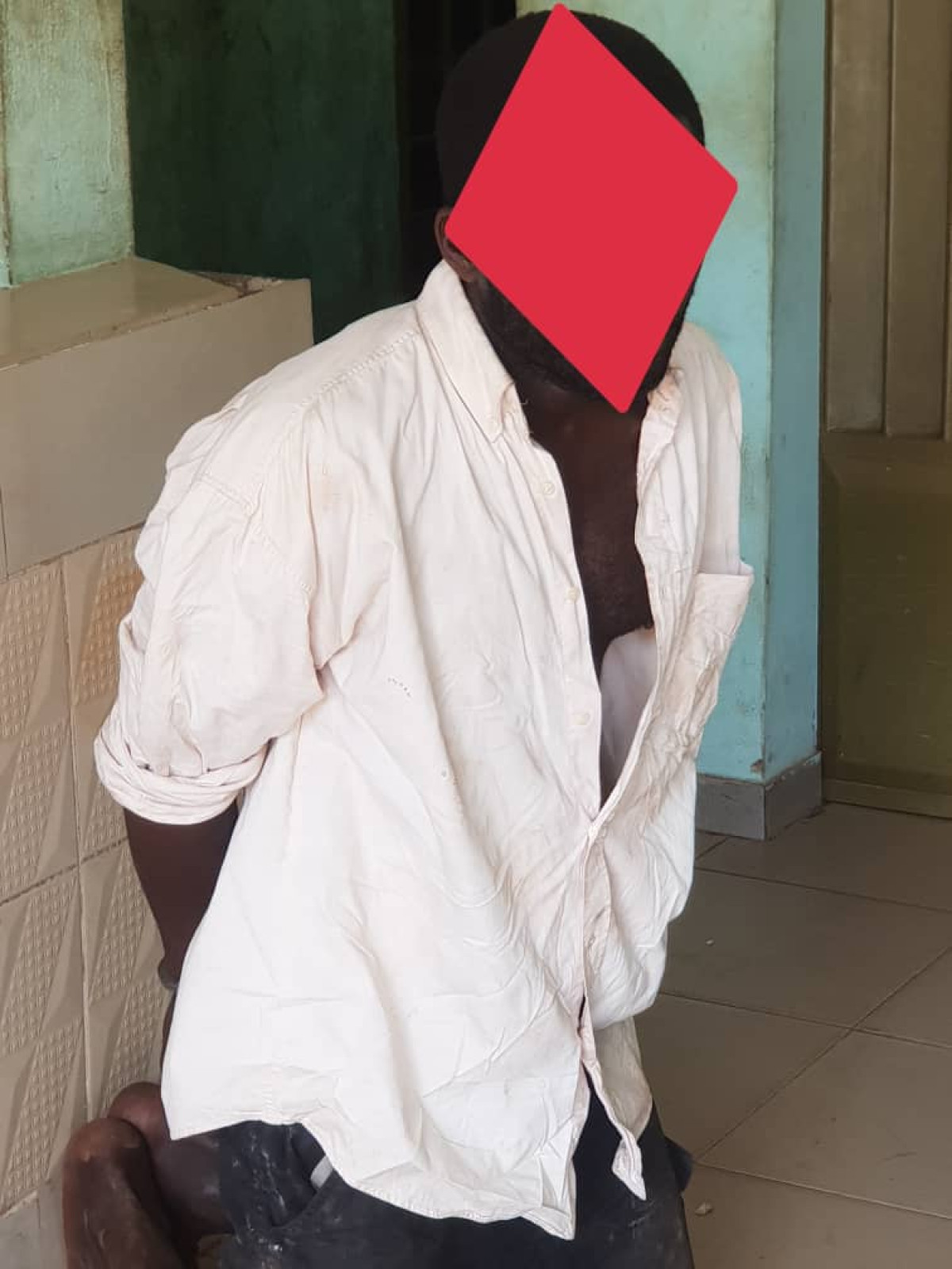 CRIMES CRAPULEUX A NATITINGOU : Un homme ôte la vie à toute une famille en trois jours