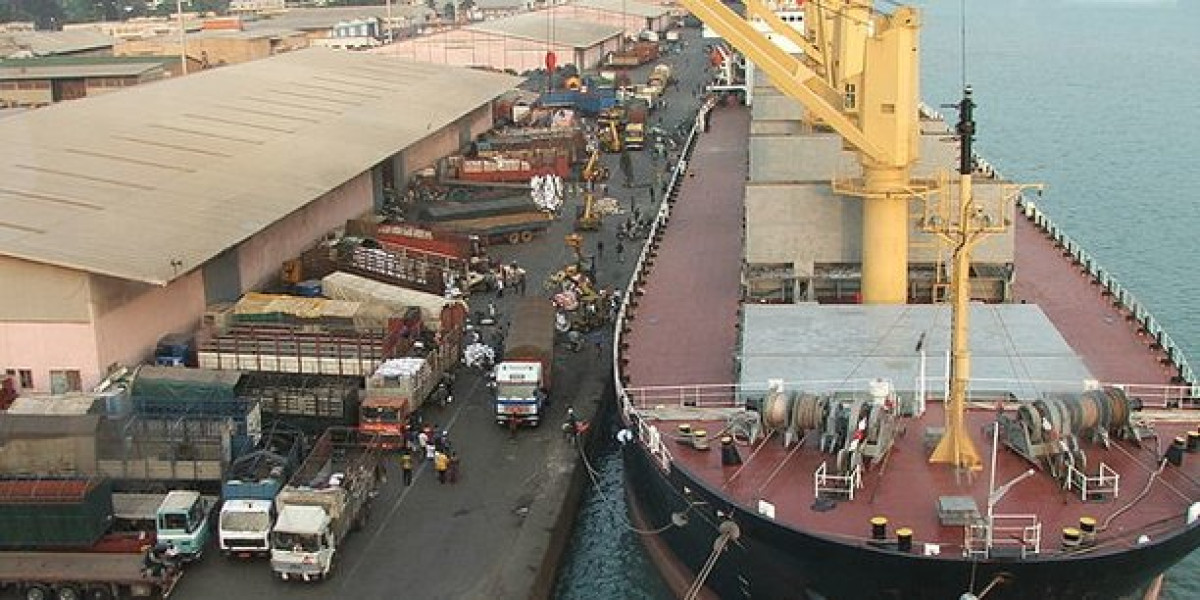BÉNIN/PRÈS D’UN AN APRÈS LA FERMETURE DE SES FRONTIÈRES AVEC LE NIGER, Le port de Cotonou a perdu 20% de son trafic