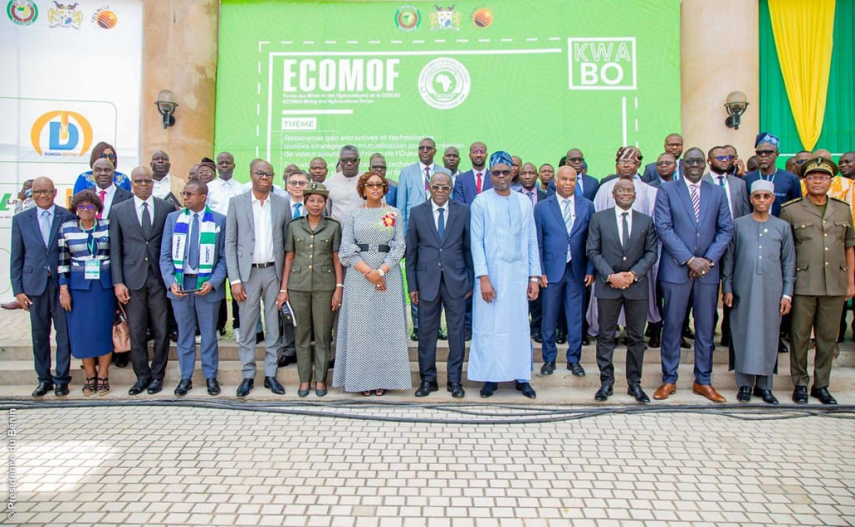 4E ÉDITION DU FORUM DES MINES ET DU PÉTROLE DE LA CEDEAO : Le Bénin réussit l’exploit grâce au dynamisme du Ministre Adambi . Abt rehausse la cérémonie d’ouverture
