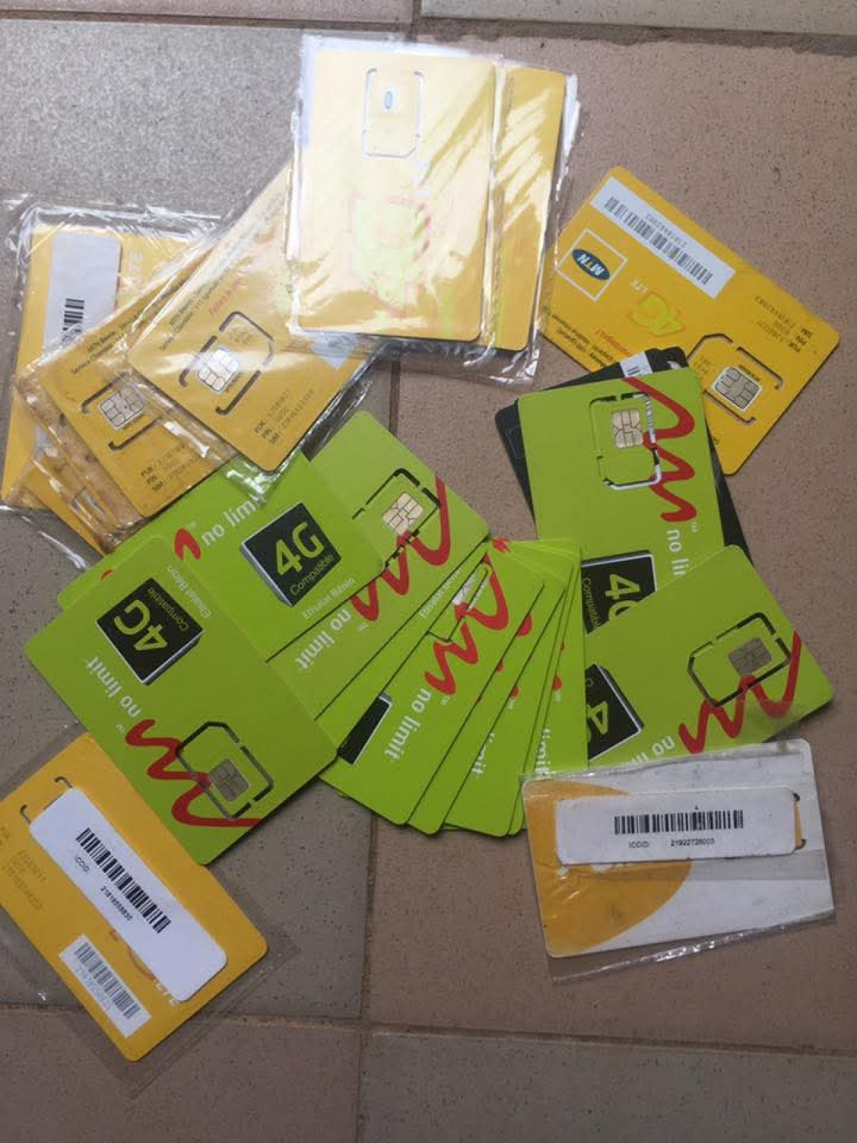 Mises à jour et enregistrement des cartes sims: un vaste réseau d’agents fraudeurs démantelé