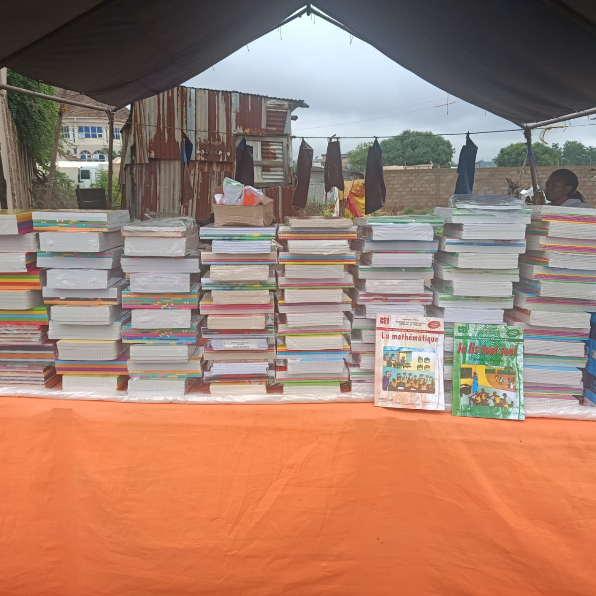 Vente de fournitures scolaires à Parakou: des prix en dents de scie à quelques semaines de la rentrée