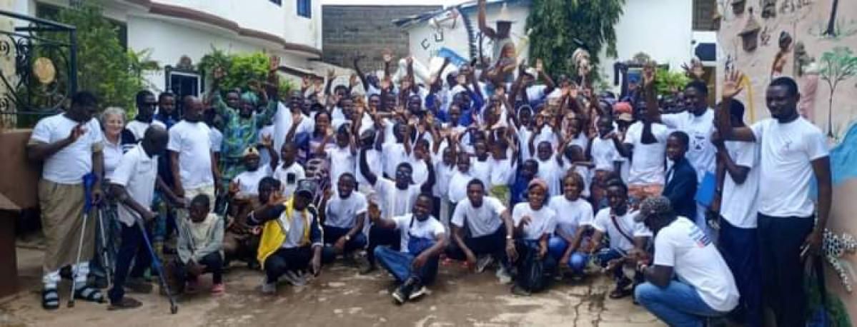 JOURNÉE MONDIALE DES SOURDS : L’Ong Prunelle de Dieu promeut l’inclusion et la diversité . Le livre «Le sacrifice d’une cause» de Emmanuel Yorou Sounon lancé
