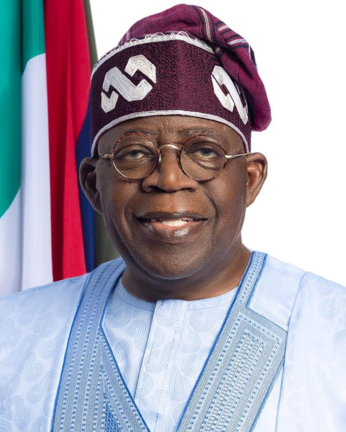 STABILITÉ DU PRIX DE L&rsquo;ESSENCE AU NIGÉRIA : Le Président Bola Tinubu dissipe les inquiétudes