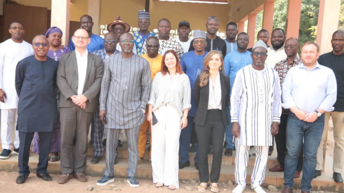 COOPÉRATION TRANSFRONTALIÈRE ET INTERCOMMUNALITÉ : L’Adecob et l’Apida s’imprègnent des pratiques de la région Grand Est de France