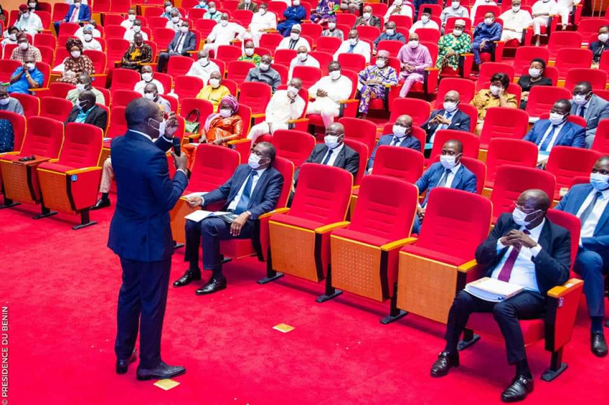 REFORME STRUCTURELLE DU SECTEUR DE LA DECENTRALISATION AU BENIN : Des maires sans pouvoir face à des Secrétaires Exécutifs très puissants? . Quand le souci de la bonne gouvernance hante Talon . Tout ce qui a changé