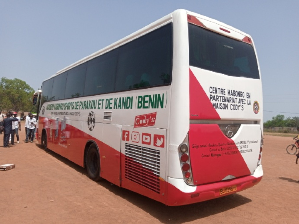 BÉNIN/FOOTBALL : L’Académy Kabongo a désormais son bus