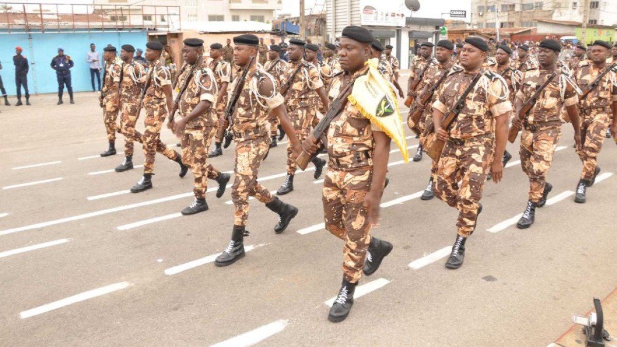 BÉNIN/POUR AVOIR CONTOURNÉ LES RÉFORMES, Deux douaniers derrière les barreaux