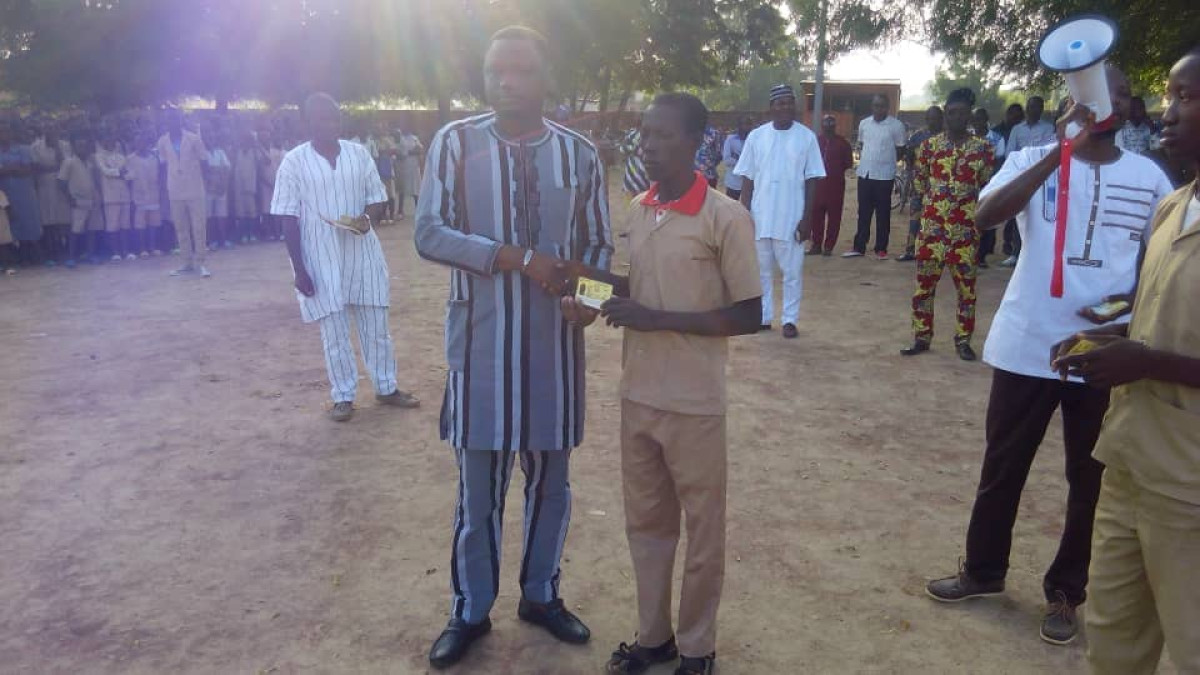 EDUCATION À BANIKOARA : Bio Sarako Tamou au secours des candidats au Bac