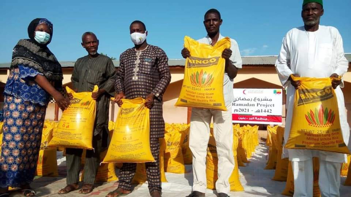POUR LA FETE DE RAMADAN 2021 A MALANVILLE : L’Ong Bienfaisance au Bénin fait don de la Zakath El-Fitr à près de 450 ménages