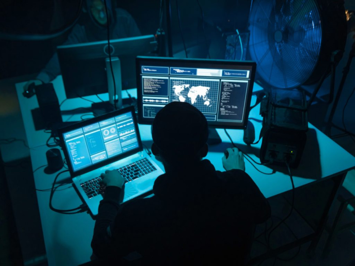 BÉNIN/CYBERCRIMINALITÉ : Neuf individus interpellés à Azovè . 236 cartes Mtn, 8 ordinateurs, 18 téléphones et autres objets saisis