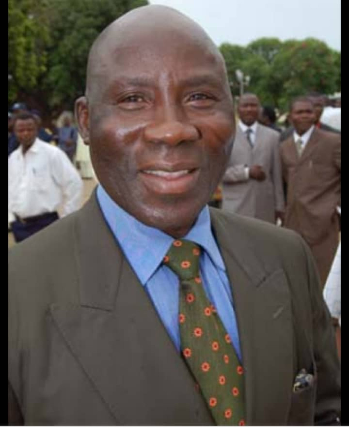 POUR L’APAISEMENT DU CLIMAT SOCIOPOLITIQUE AU BENIN, : L’He Wallis Zoumarou défend les partis en difficulté