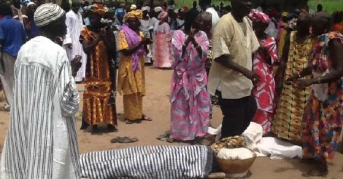 CELEBRATION EN GRANDE POMPE DES MORTS AU BENIN : Une pratique ancestrale incompatible avec les réalités de la rupture . Nécessité d’une loi pour recadrer les cérémonies funèbres