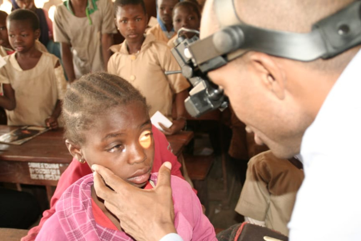 GRÂCE À LA FONDATION GROUPE ATLANTIQUE, L’Hosat dépiste et traite des affections oculaires de 2000 écoliers et 39 enseignants