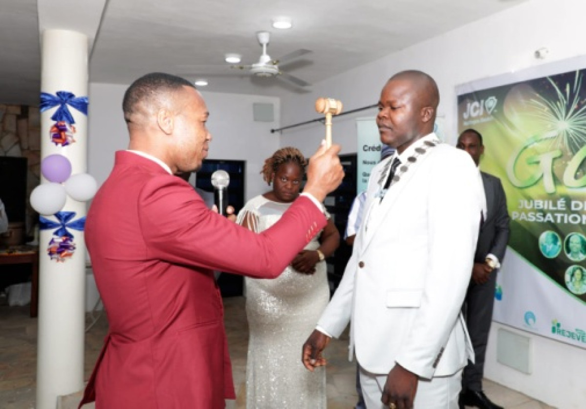JUBILÉ DE CRISTAL ET PASSATION DE CHARGE À LA JCI NATITINGOU BAOBAB : 15 années d’impacts communautaires célébrées