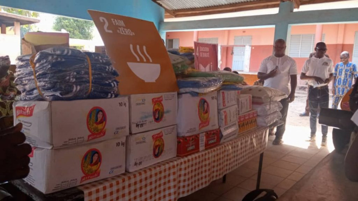 JOURNEE INTERNATIONALE DES VOLONTAIRES : Des dons pour les handicapés visuels du Cpsa de Parakou