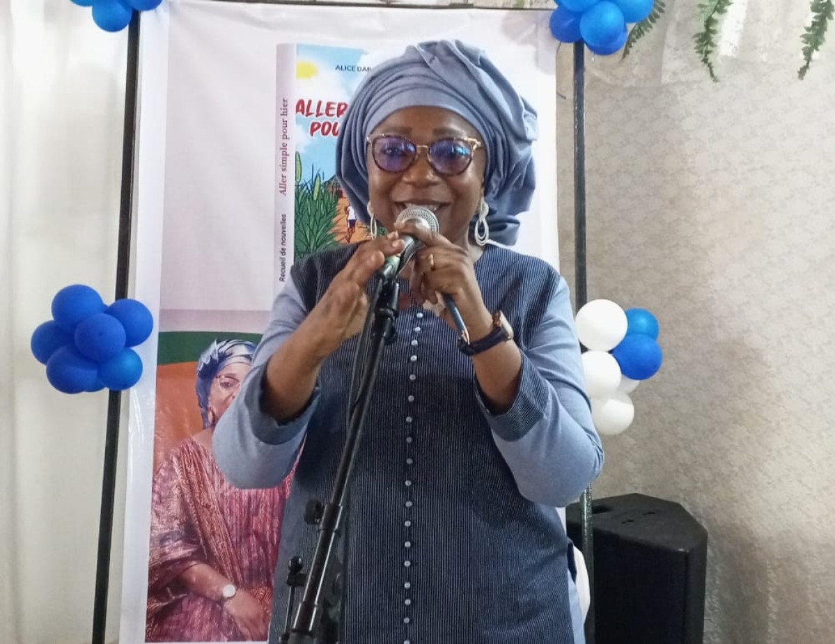 LANCEMENT DU LIVRE « ALLER SIMPLE POUR HIER » À PARAKOU : Alice Daran fait revivre les beaux vieux temps et les valeurs familiales