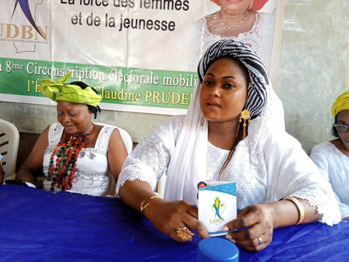 JOURNÉE INTERNATIONALE DE LA FEMME À PARAKOU : Beldoze Sidi Ali et son association soutiennent Claudine Prudencio